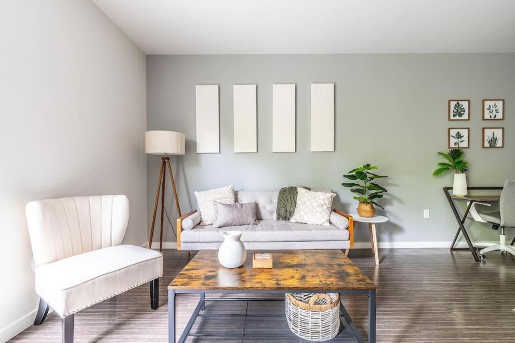 One Bedroom Luxury Apartment Seattle Exteriör bild